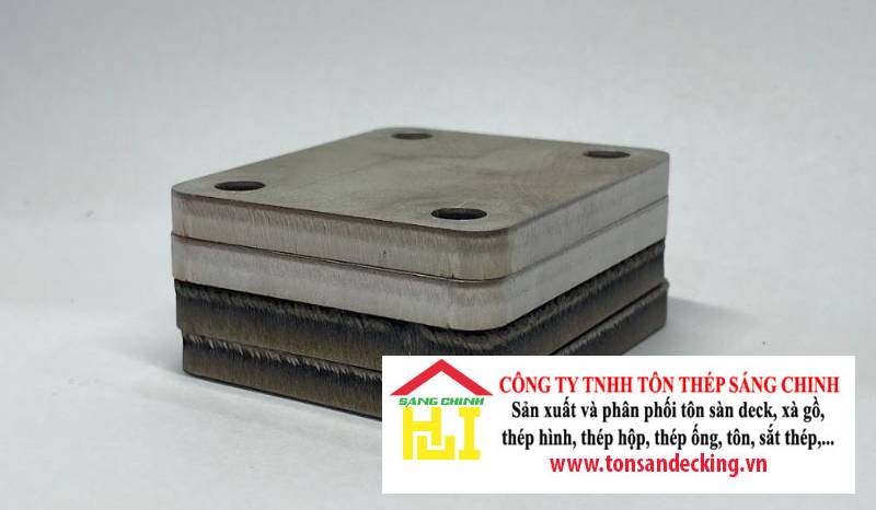 Chuyện chưa kể về bản mã thép nhà xưởng