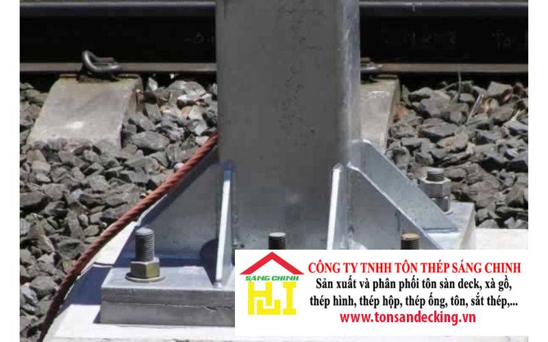 Chuyện chưa kể về bản mã thép nhà xưởng