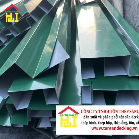 Tấm diềm hiên mái