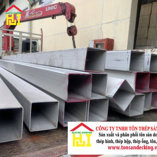 Giá xà gồ thép hộp 150x150