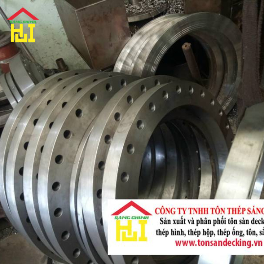 Mặt bích cổ BS4504 PN40
