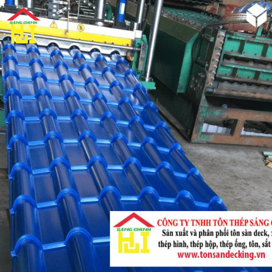 Tôn giả ngói màu xanh dương