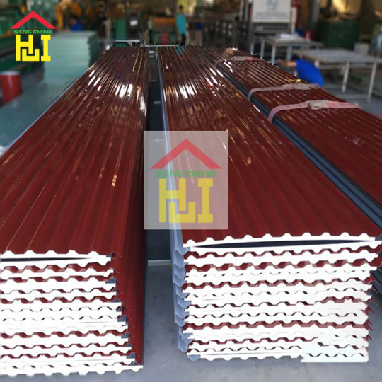 Tôn cách nhiệt Đông Á 3 lớp tôn nền dày 0.45mm + PU + giấy bạc