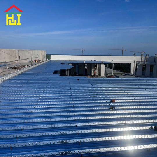 Tấm đổ sàn deck bê tông