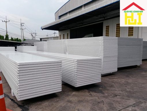 Tôn cách nhiệt Hoa Sen 3 lớp tôn nền dày 0.55mm + PU + tôn 0.35mm